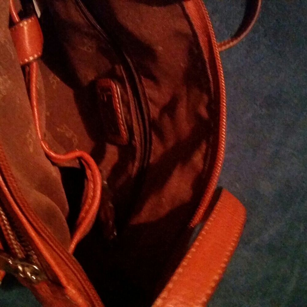 purse - Picture 2 of 2